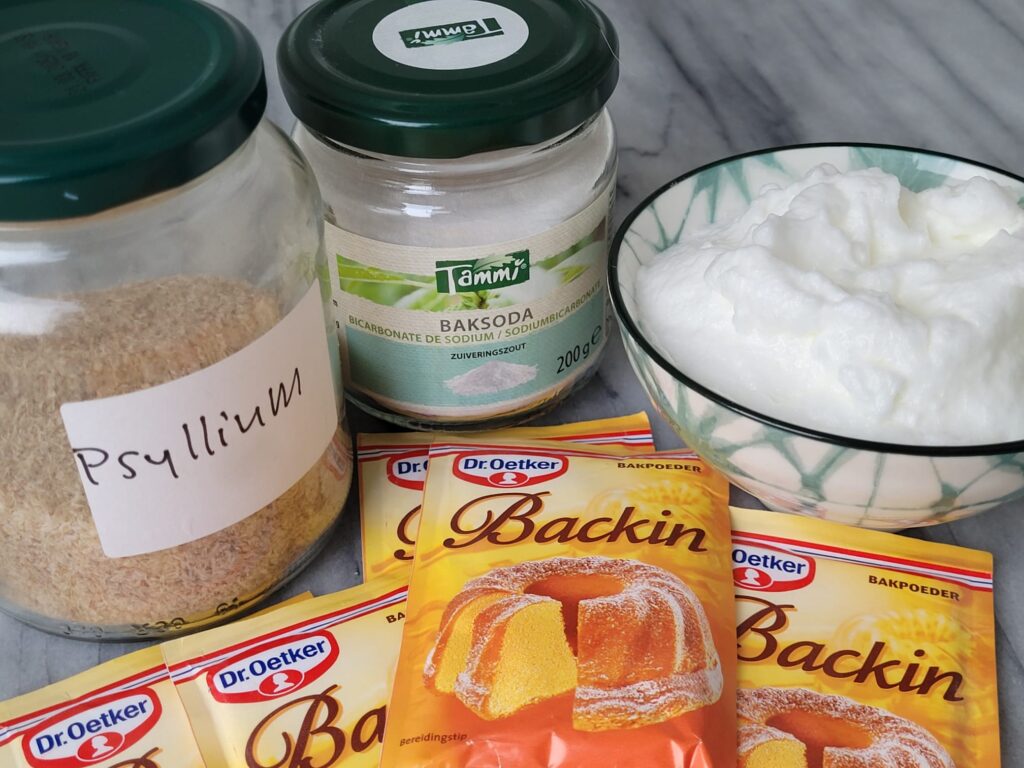 Bakpoeder, baksoda, psyllium en eiwitten