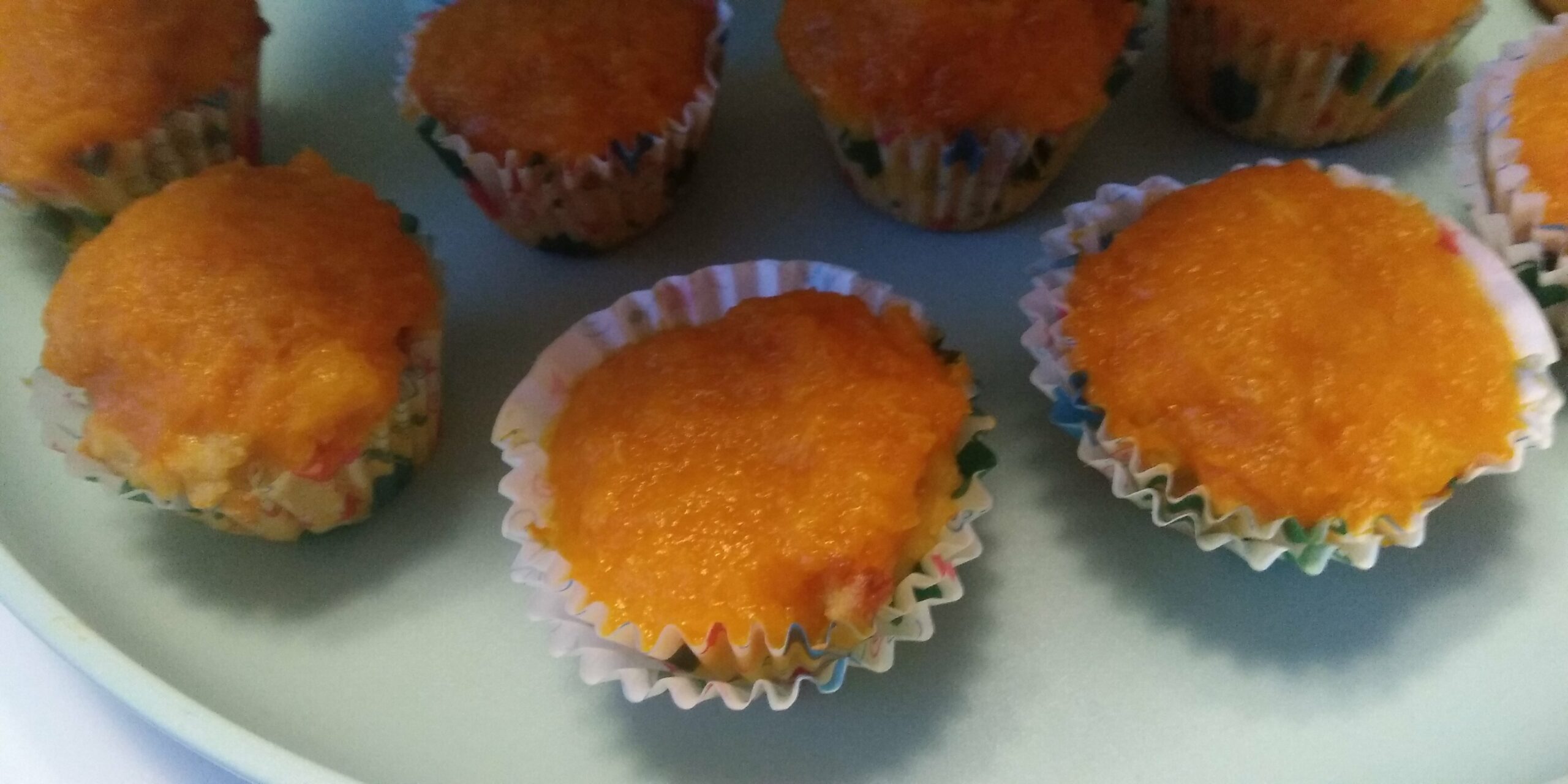 Mandarijn-amandel mini cupcakes