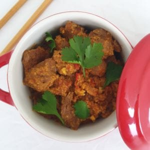 Keto rendang daging