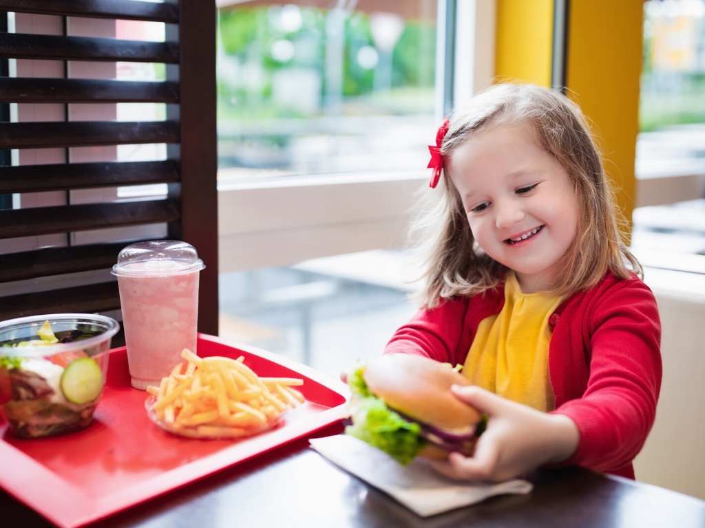 wat eet je kind niet op het oerkracht dieet