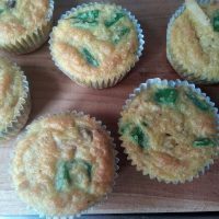 Keto kip-kerrie muffins