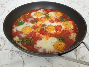 Koekenpan met Perzische eieren