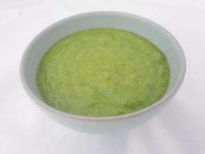 Macadamia pesto