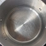 Pan met water en azijn