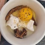 Oeuf en cocotte met porcini en platte peterselie 9