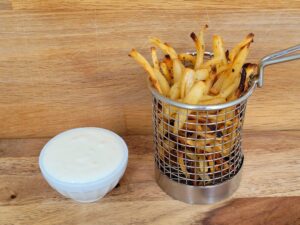 wortelpeterselie friet met knoflook mayonaise